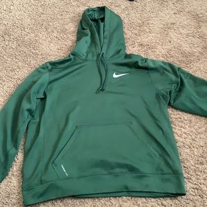 Green Nike therma-fit hoodie